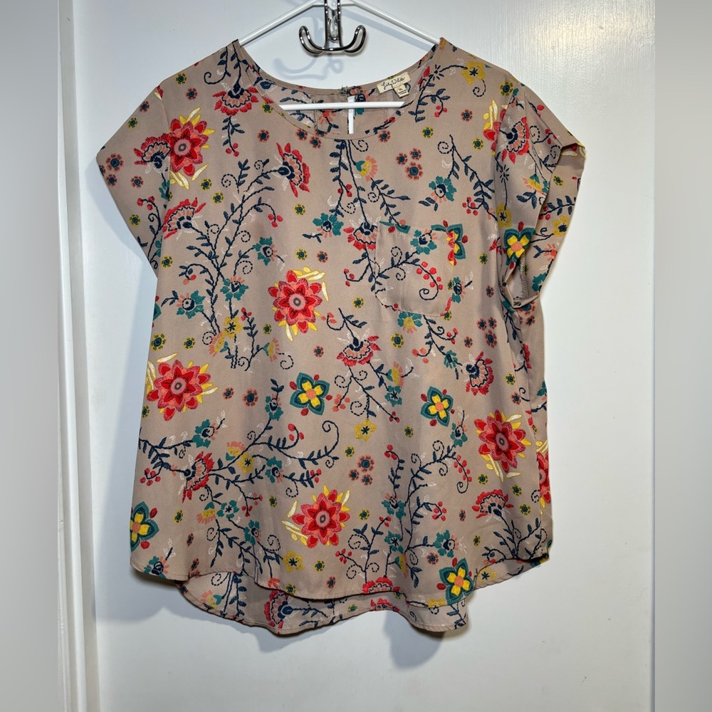 Floral blouse size XL